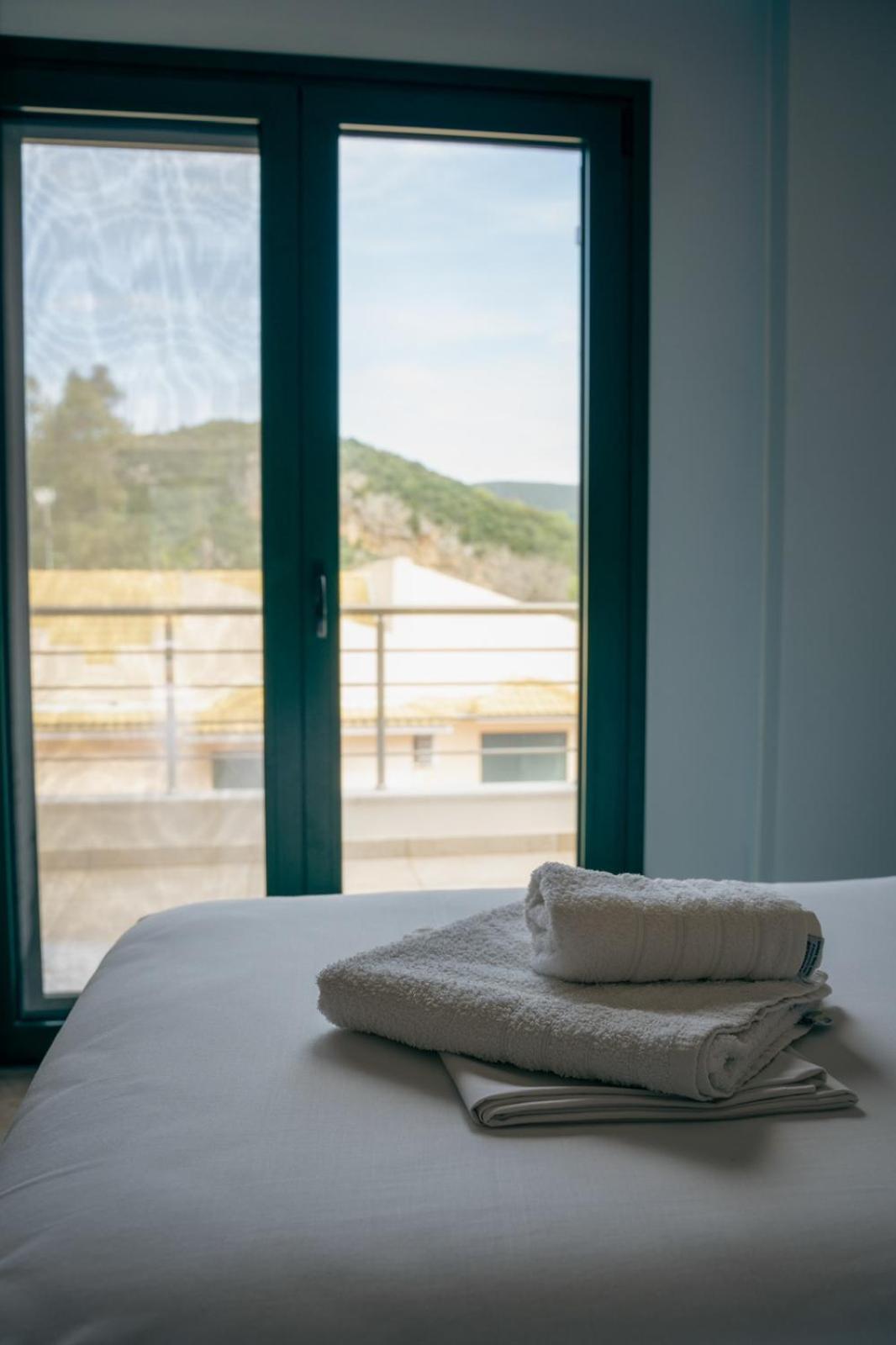 Coralli Hotel Perdika  Eksteriør billede